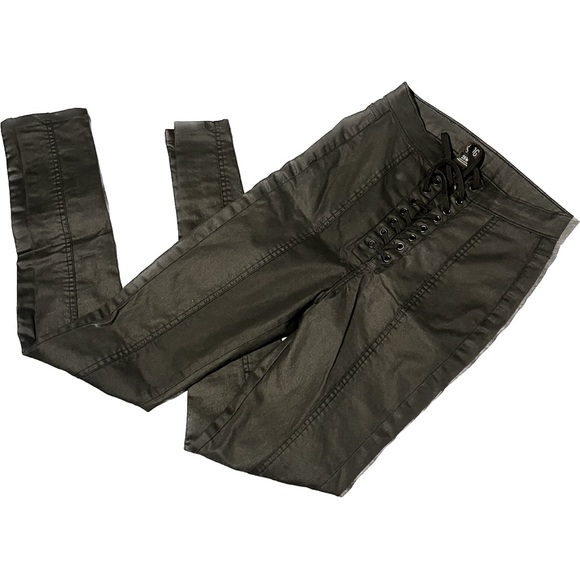 XS Black Urban Outfitters pants. Leather/Jean material BRAND NEW 😍 🚫🚬 or 🐶 - Picture 2 of 5